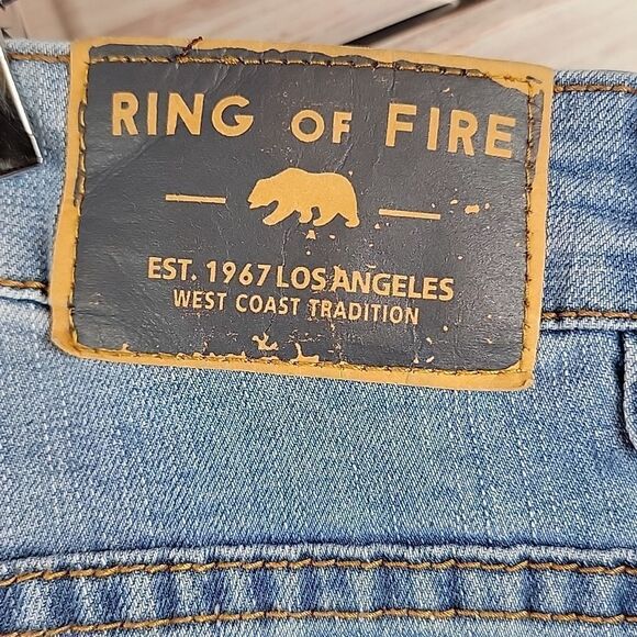 Ring of fire distressed jeans Size 32 - Picture 3 of 16